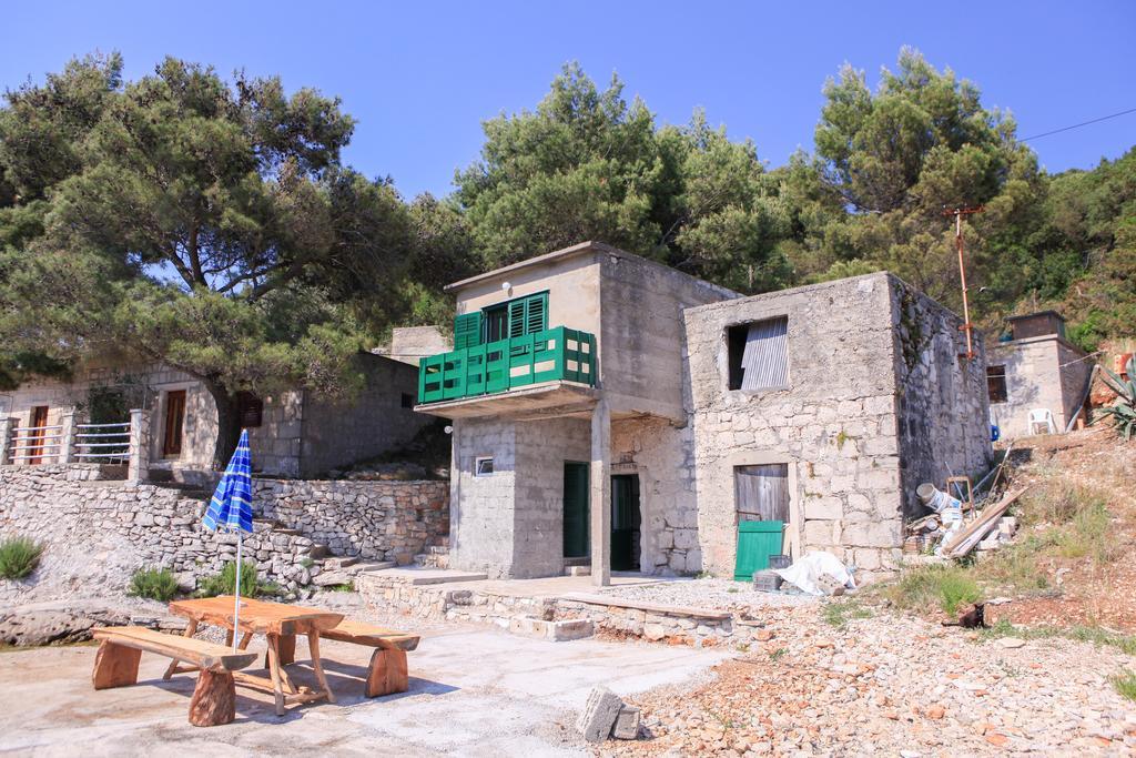 Robinson Mili Villa Bogomolje Exterior photo